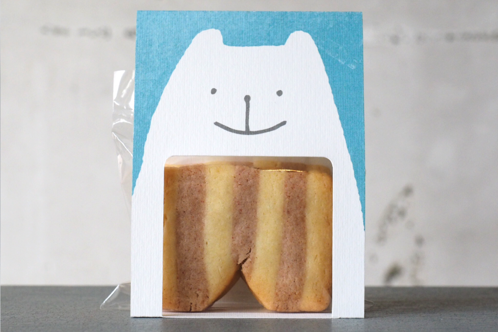 クマのパンツクッキーパッケージ